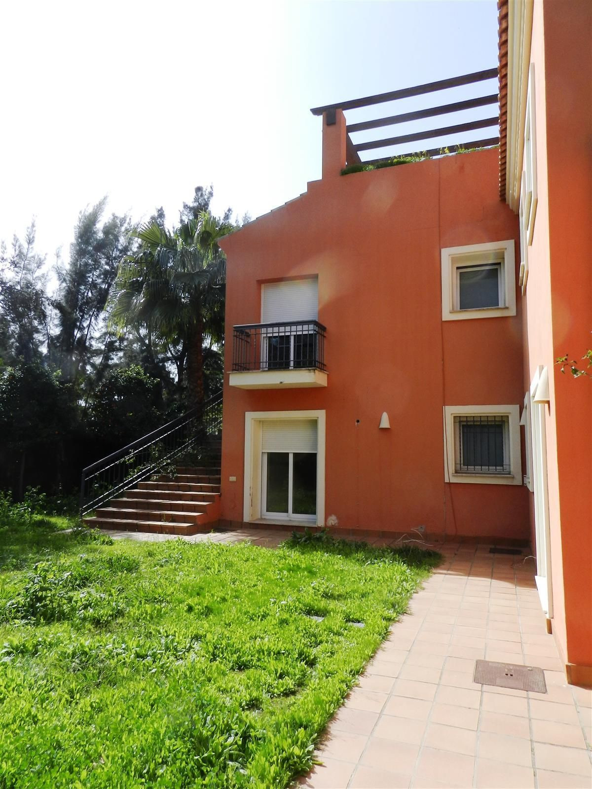 Se vende Villa - Chalet de 4 dormitorios en Costa Del Sol, Cadiz, España