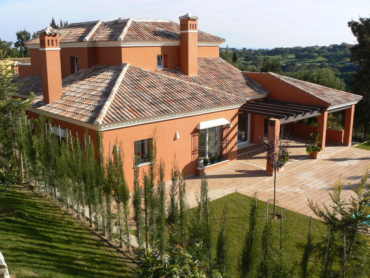 Se vende Villa - Chalet de 4 dormitorios en Costa Del Sol, Cadiz, España