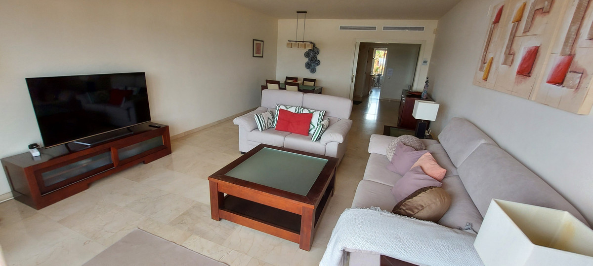 2 Bed Apartment for sale in La Duquesa Costa Del Sol, Málaga, Spain