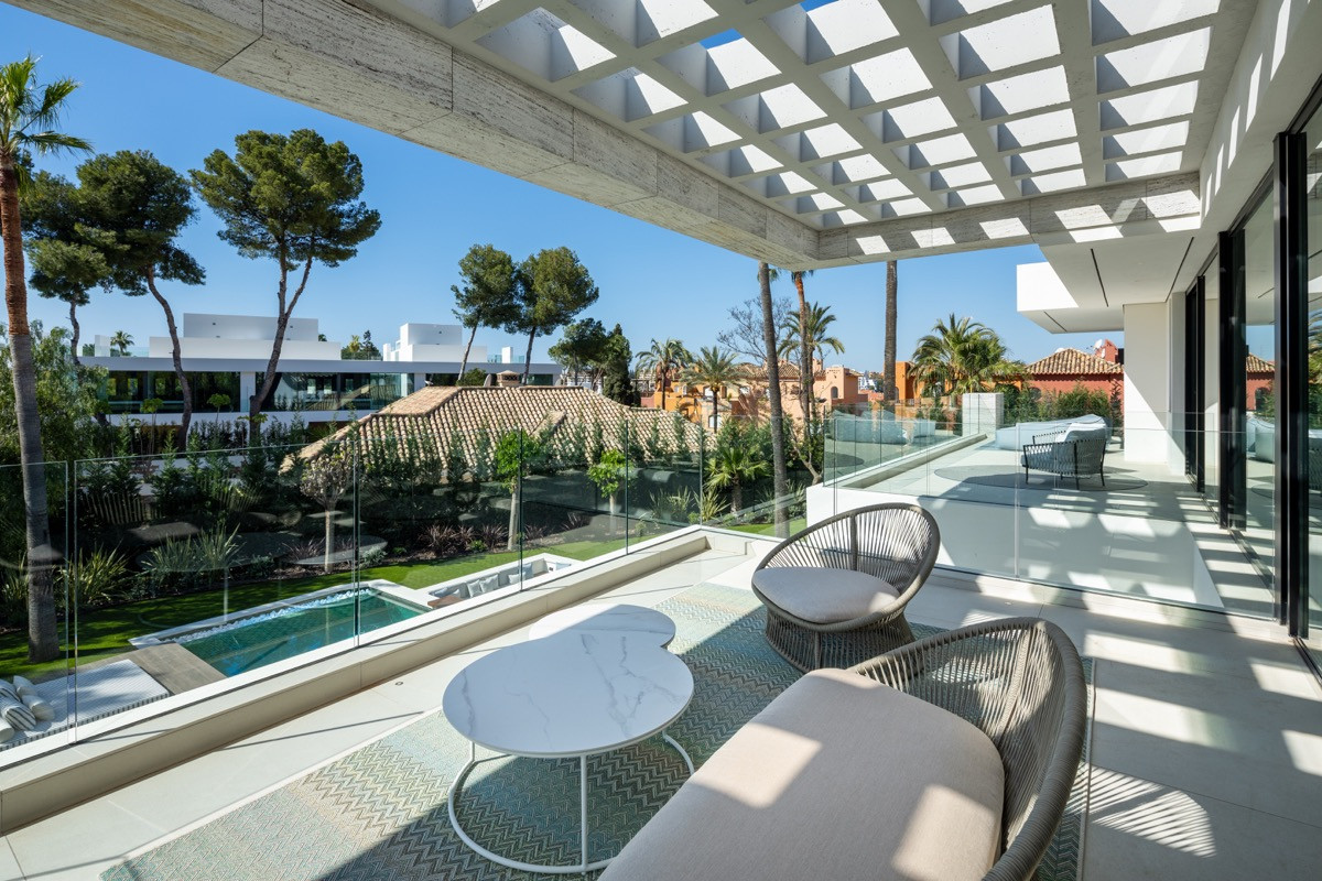 Se vende Villa - Chalet de 6 dormitorios en Costa Del Sol, Málaga, España