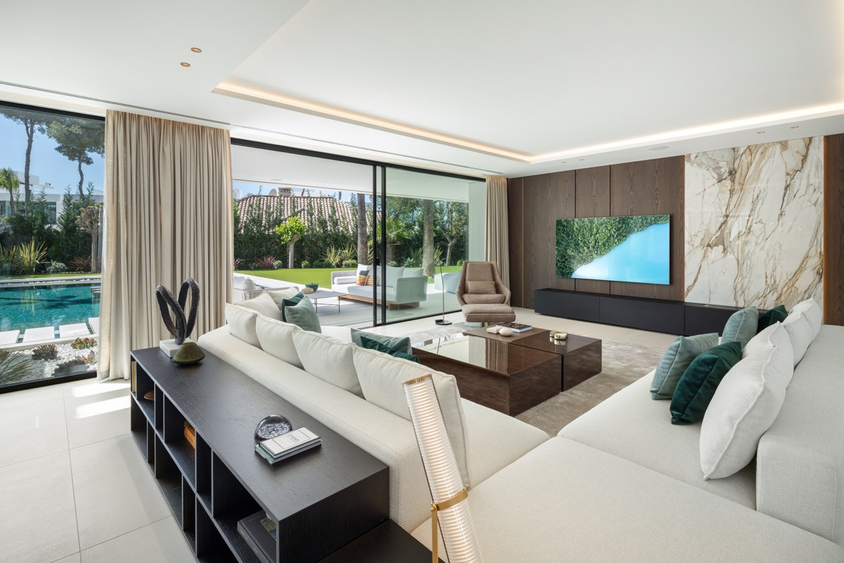 Se vende Villa - Chalet de 6 dormitorios en Costa Del Sol, Málaga, España