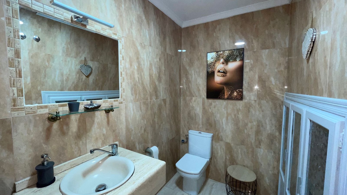 Se vende Adosada de 3 dormitorios en Costa Del Sol East, Málaga, España