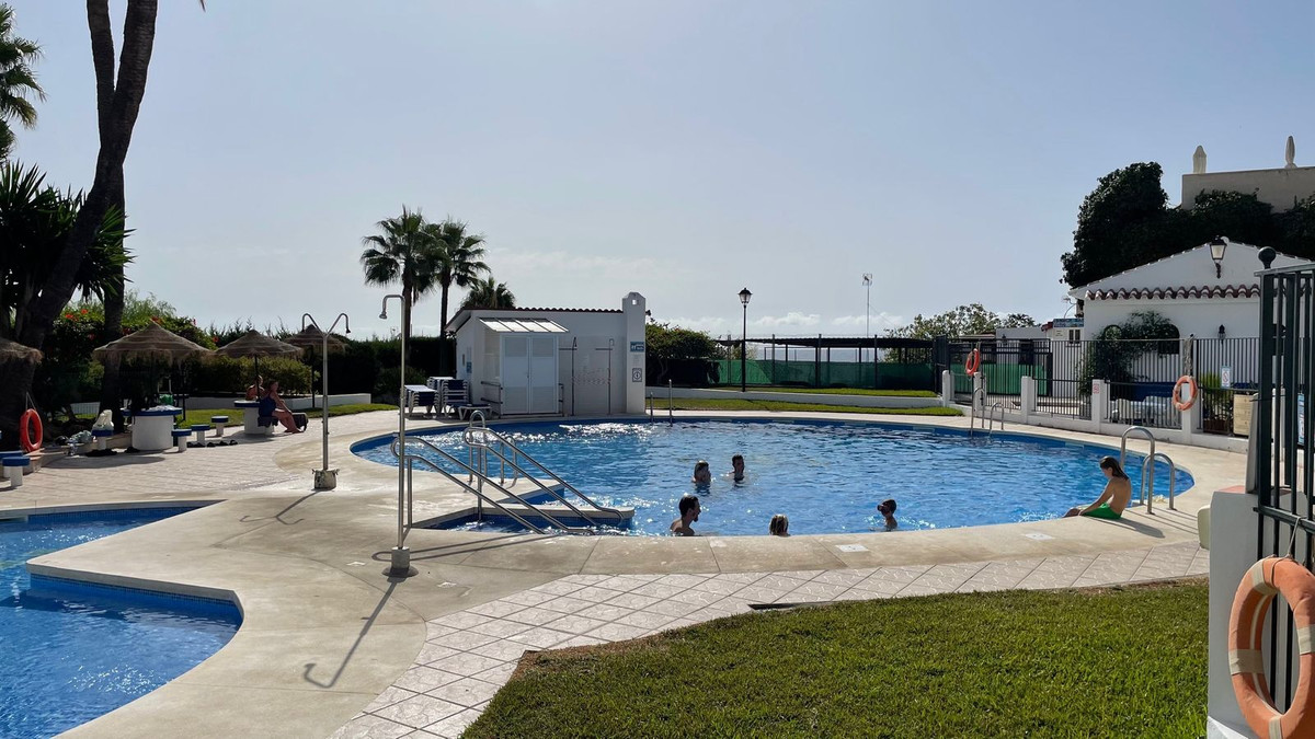Se vende Adosada de 3 dormitorios en Costa Del Sol East, Málaga, España
