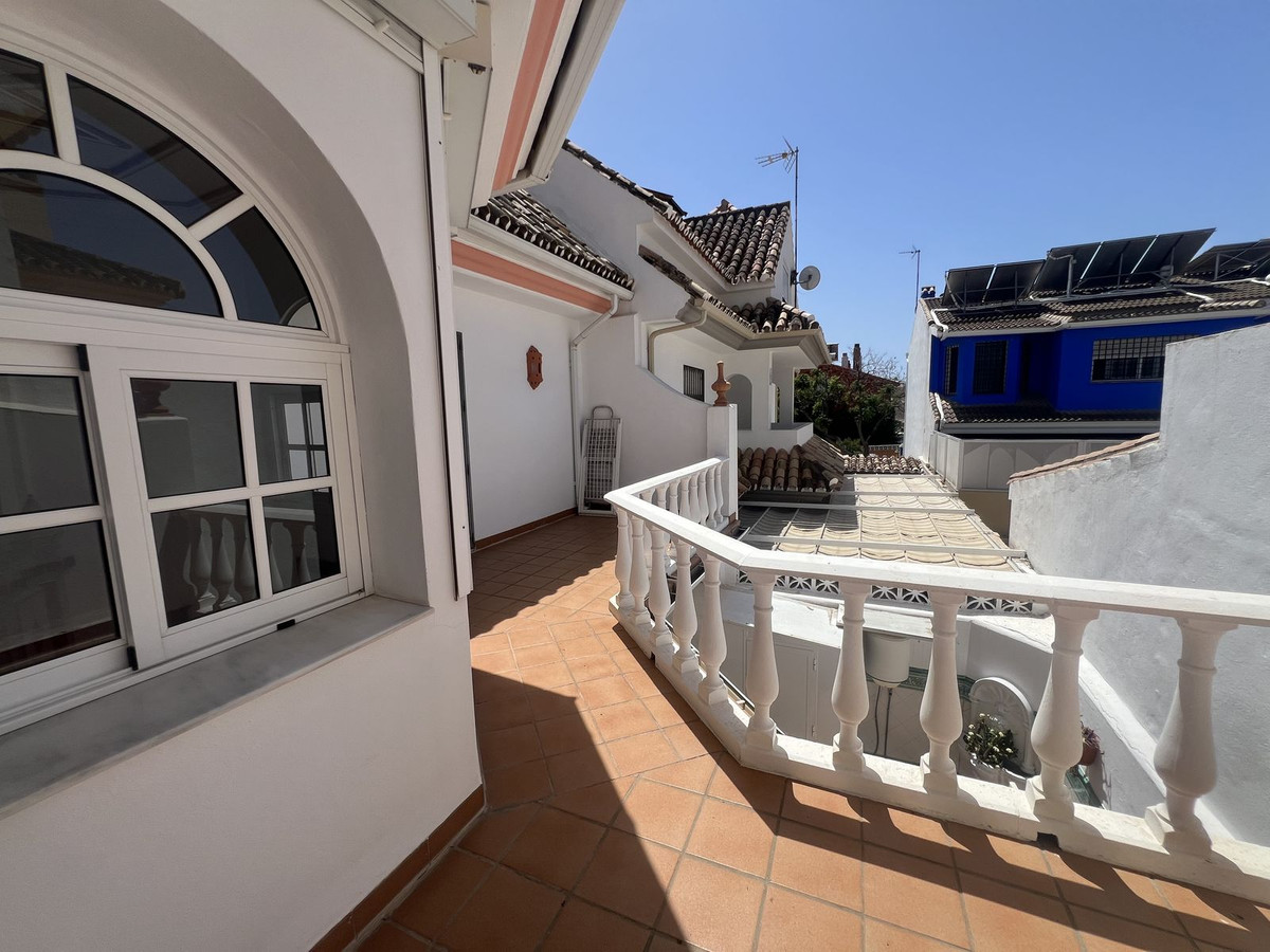 5 Bed Townhouse for sale in San Pedro De Alcántara Costa Del Sol, Málaga, Spain