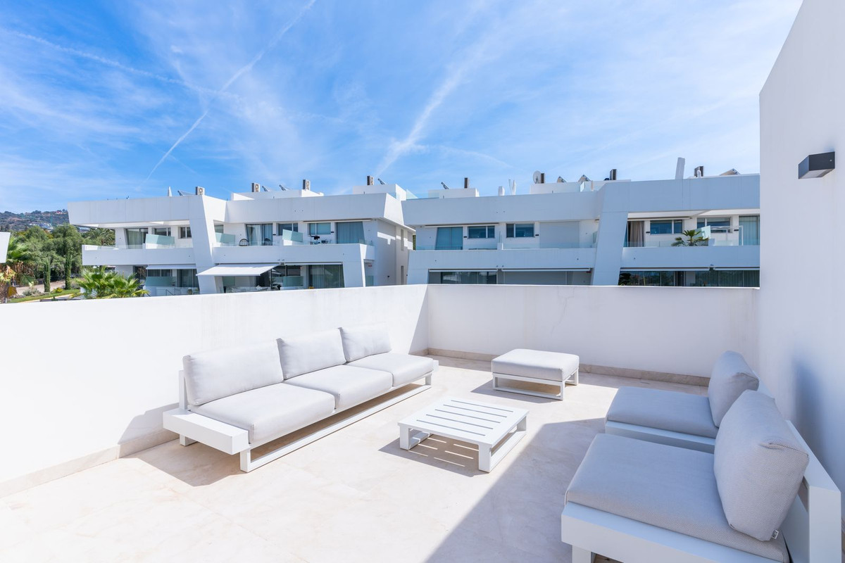 4 Bed Townhouse for sale in Río Real Costa Del Sol, Málaga, Spain