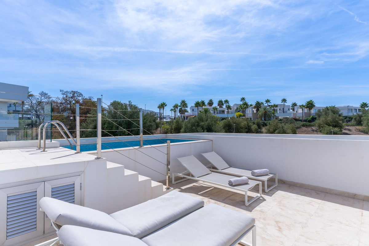 4 Bed Townhouse for sale in Río Real Costa Del Sol, Málaga, Spain
