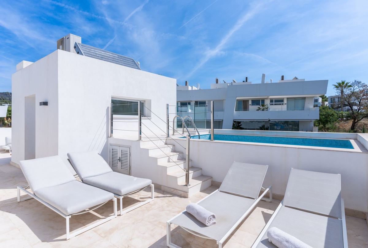 4 Bed Townhouse for sale in Río Real Costa Del Sol, Málaga, Spain