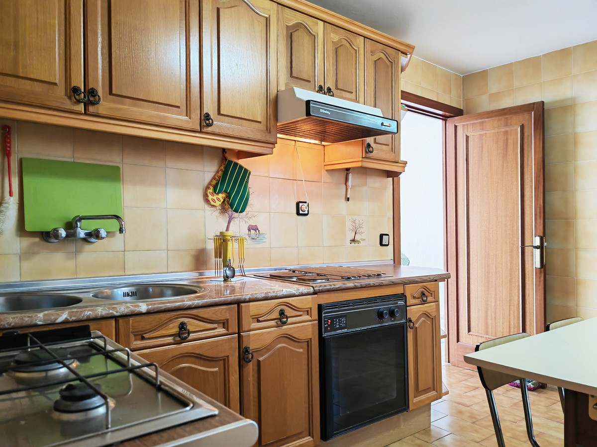 5 Bed Apartment for sale in Fuengirola Costa Del Sol, Málaga, Spain
