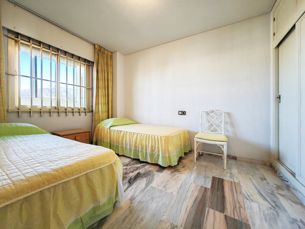 5 Bed Apartment for sale in Fuengirola Costa Del Sol, Málaga, Spain