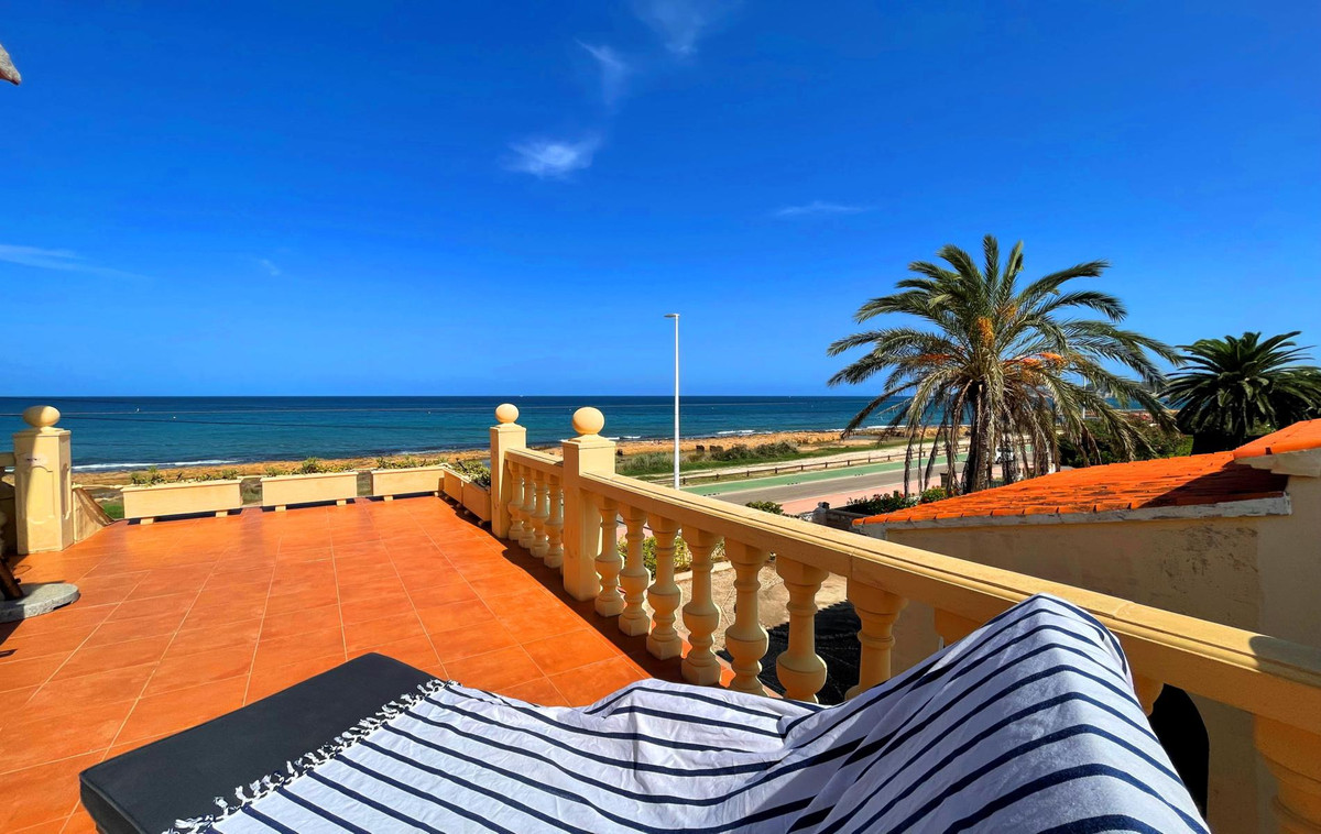5 Bed Townhouse for sale in Javea Costa Blanca, Alicante, Spain