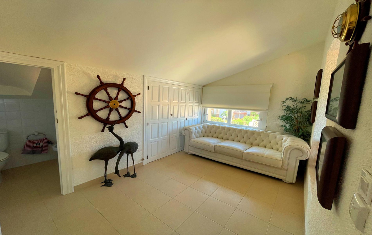 5 Bed Townhouse for sale in Javea Costa Blanca, Alicante, Spain
