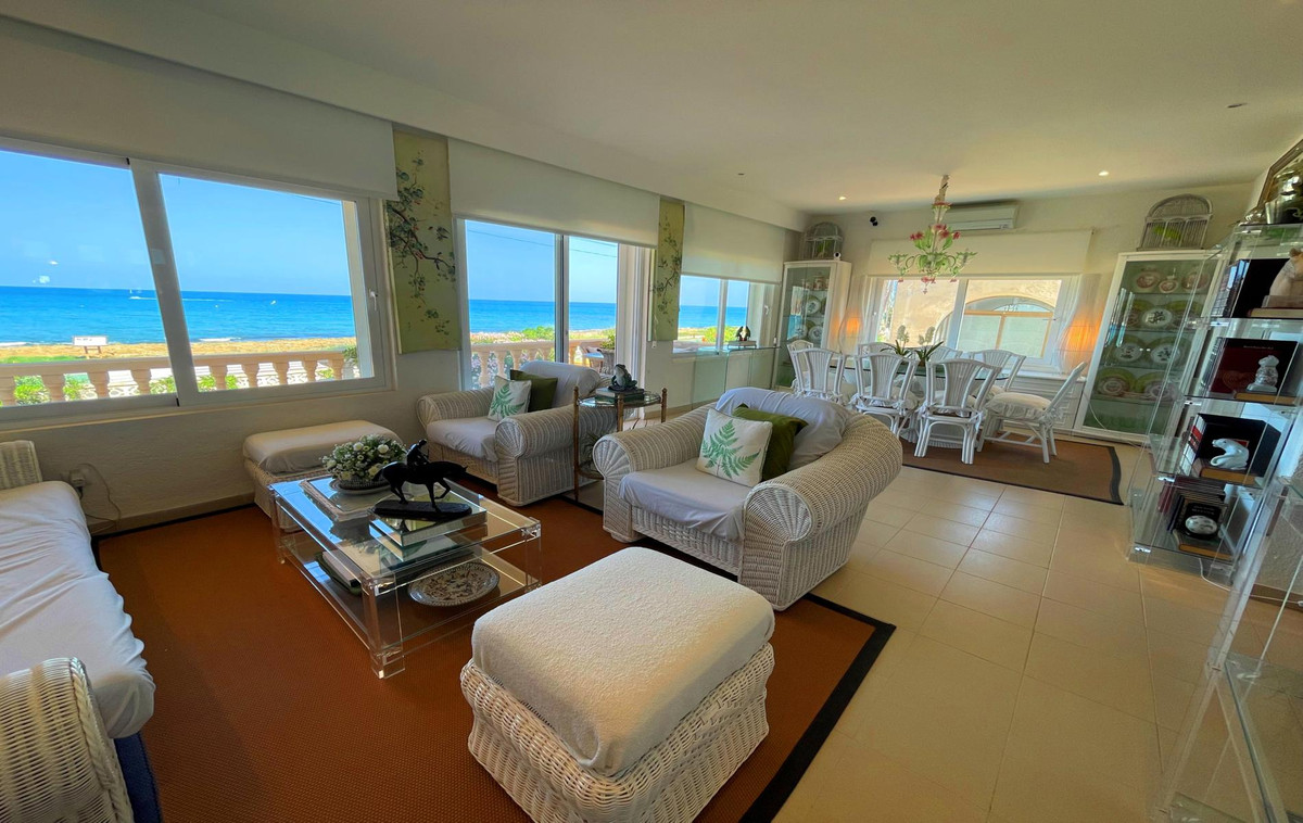 5 Bed Townhouse for sale in Javea Costa Blanca, Alicante, Spain