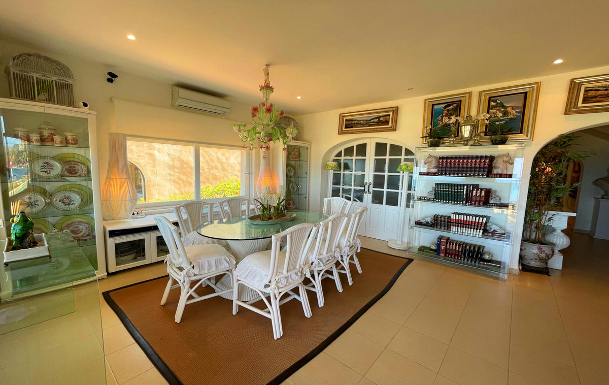 5 Bed Townhouse for sale in Javea Costa Blanca, Alicante, Spain