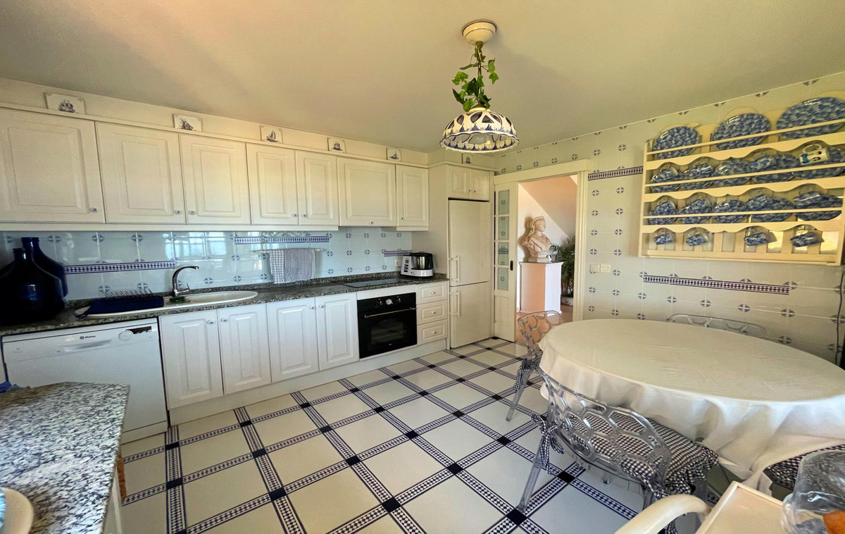 5 Bed Townhouse for sale in Javea Costa Blanca, Alicante, Spain