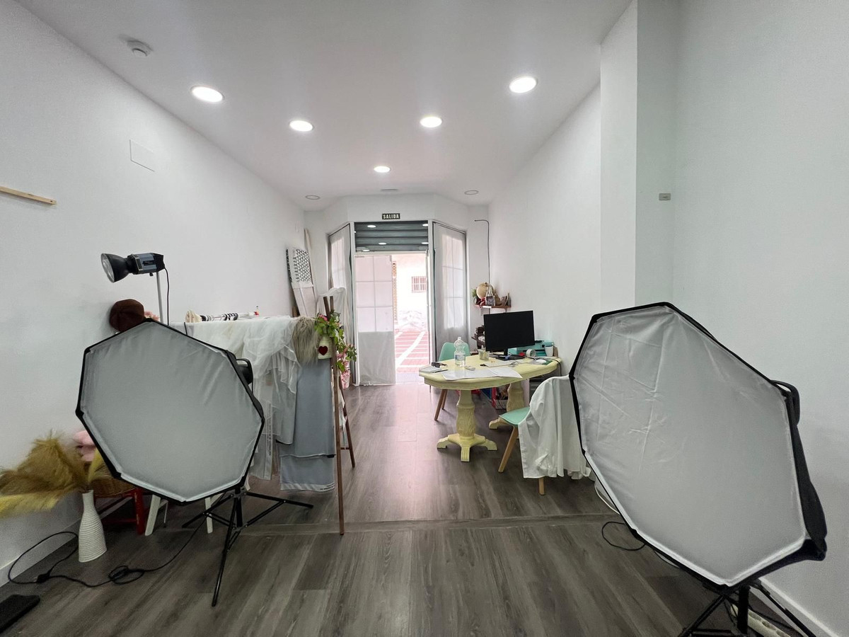 Se vende Local comercial  en Costa Del Sol, Málaga, España