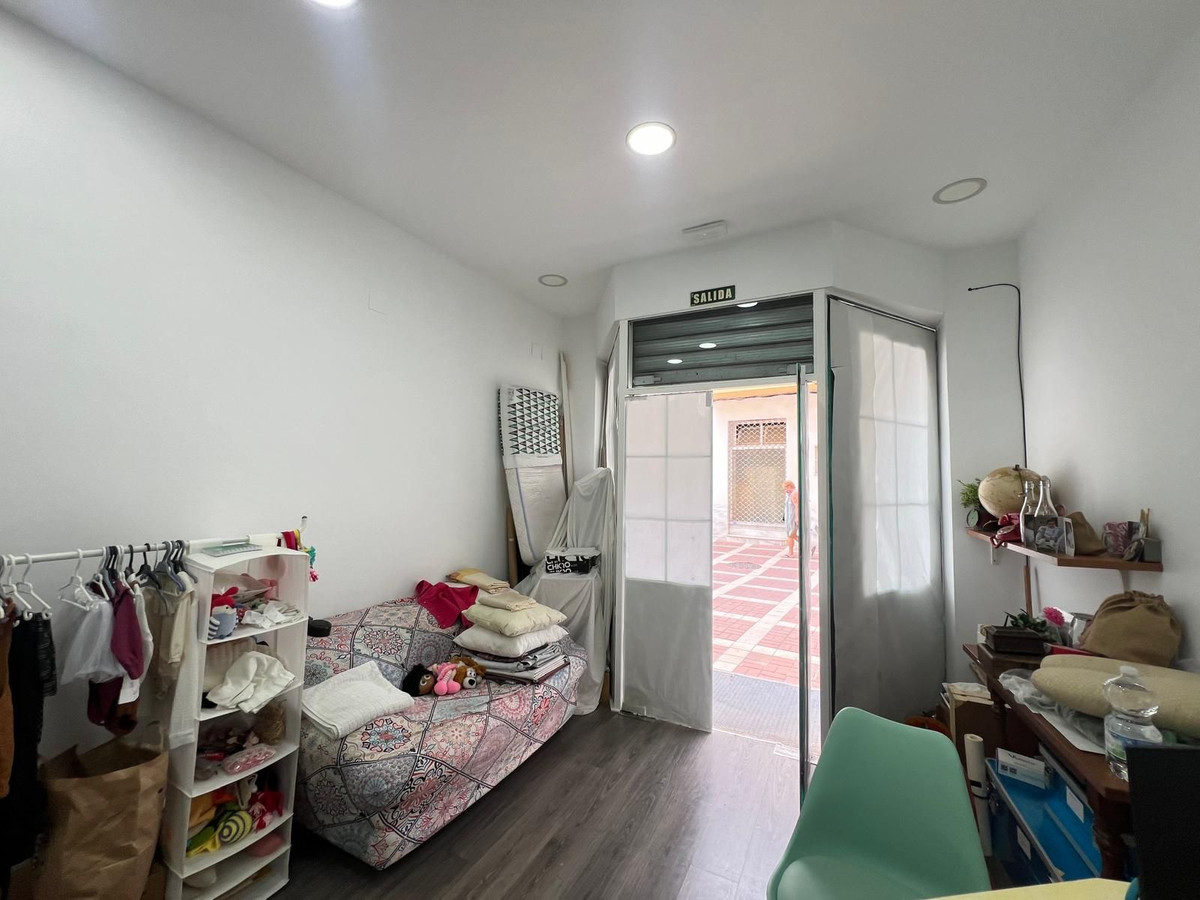 Se vende Local comercial  en Costa Del Sol, Málaga, España