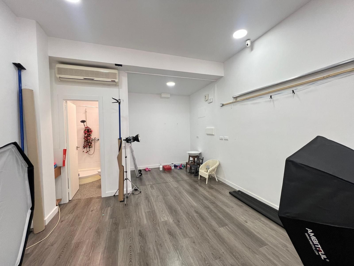 Se vende Local comercial  en Costa Del Sol, Málaga, España