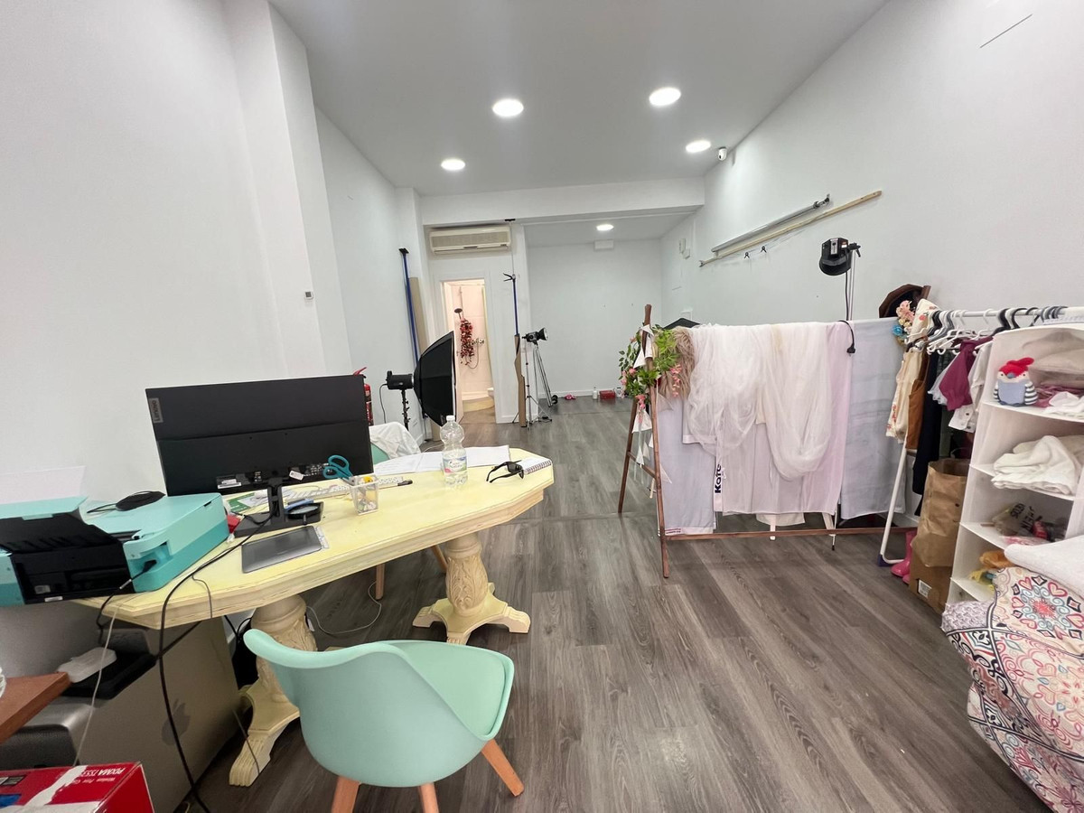Se vende Local comercial  en Costa Del Sol, Málaga, España