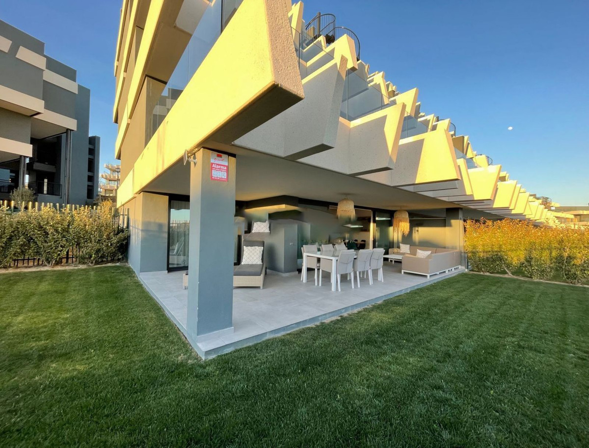 3 Bed Apartment for sale in Selwo Costa Del Sol, Málaga, Spain