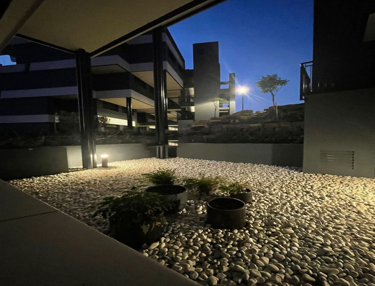3 Bed Apartment for sale in Selwo Costa Del Sol, Málaga, Spain