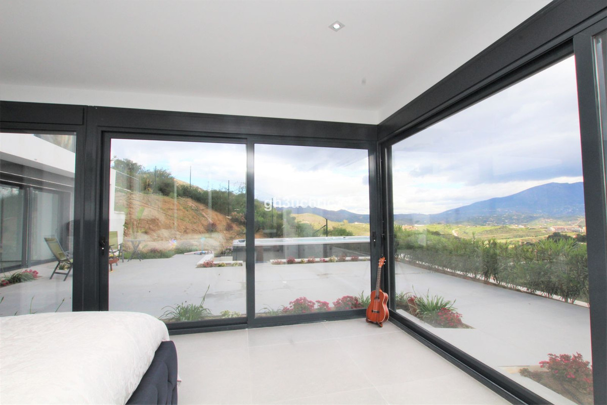 4 Bed Townhouse for sale in La Cala Golf Costa Del Sol, Málaga, Spain
