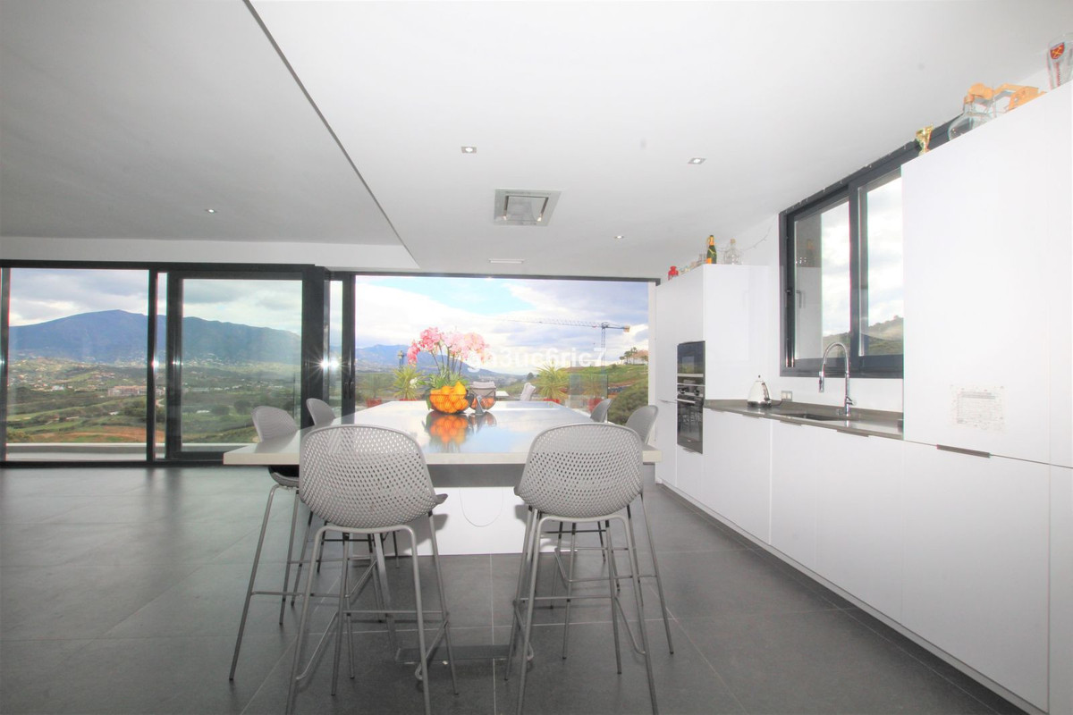 4 Bed Townhouse for sale in La Cala Golf Costa Del Sol, Málaga, Spain