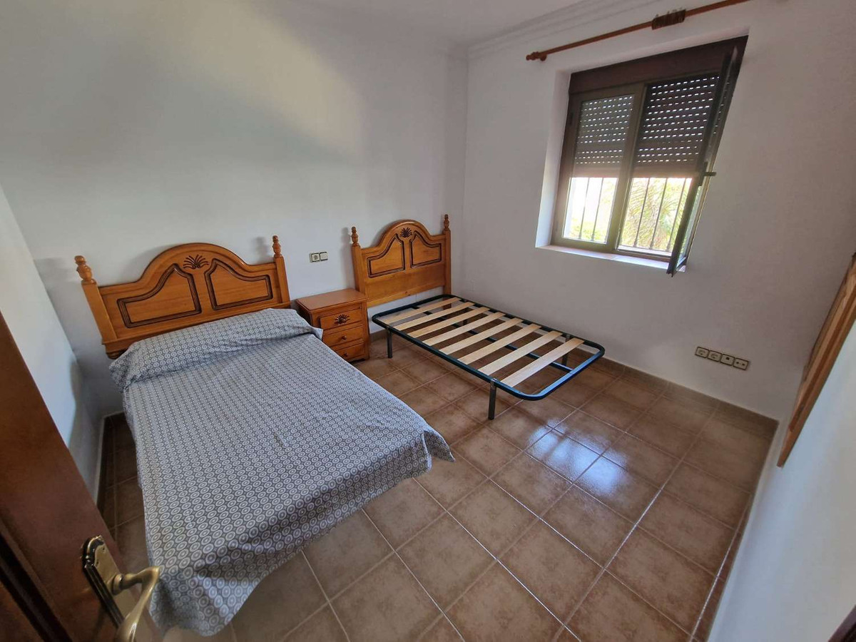 5 Bed Townhouse for sale in Alora Costa Del Sol, Málaga, Spain