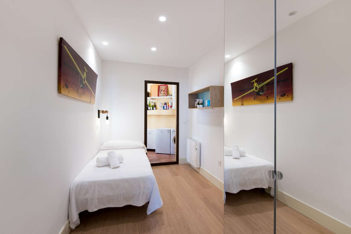 Se vende Apartamento Planta Media de 3 dormitorios en Costa Del Sol, Málaga, España