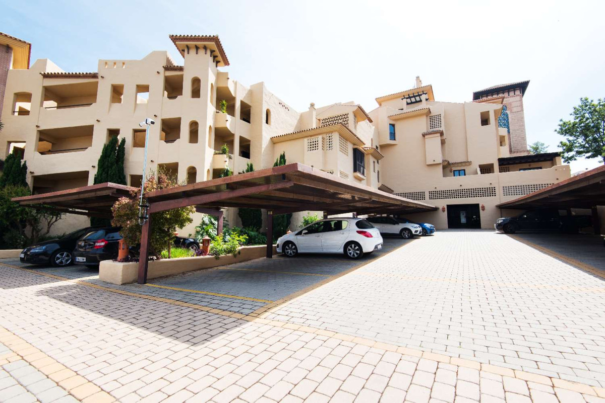 Se vende Apartamento Planta Media de 3 dormitorios en Costa Del Sol, Málaga, España