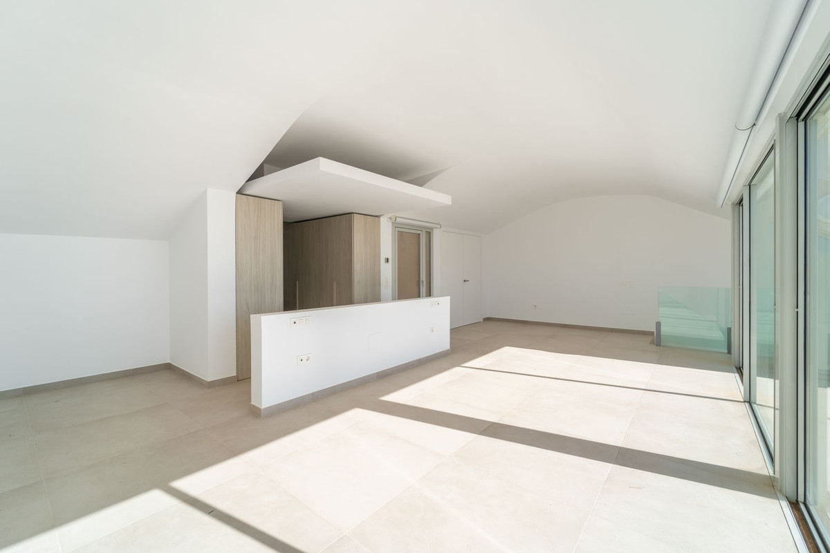 Se vende Ático Dúplex de 4 dormitorios en Costa Del Sol, Málaga, España