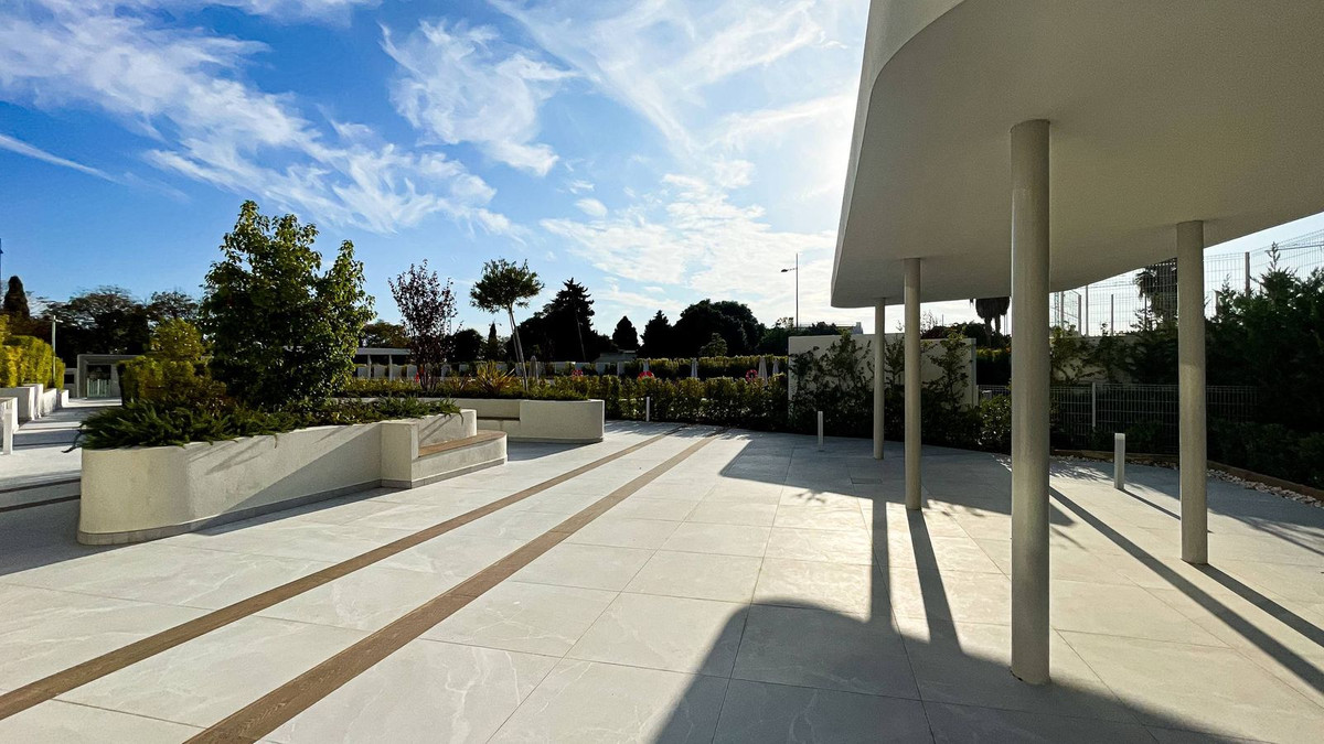 3 Bed Apartment for sale in San Pedro De Alcántara Costa Del Sol, Málaga, Spain