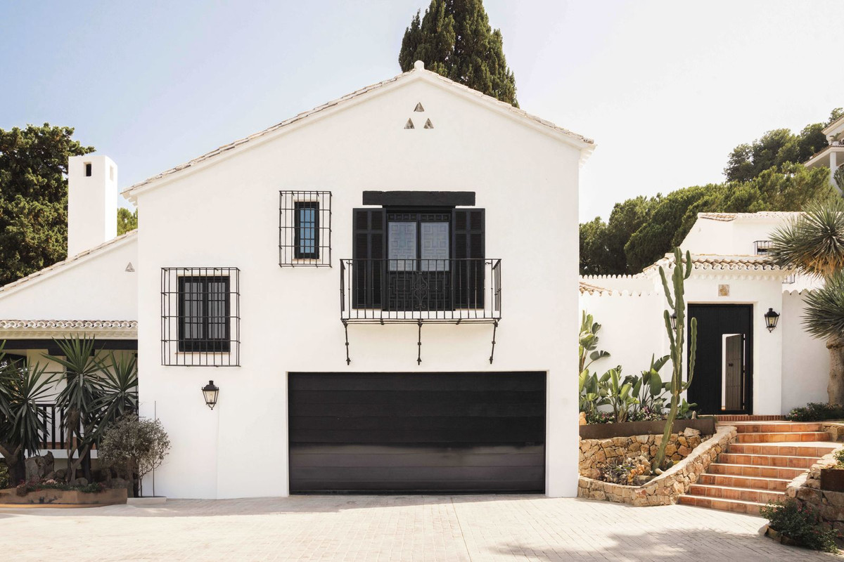 Se vende Villa - Chalet de 6 dormitorios en Málaga Ciudad, Málaga, España