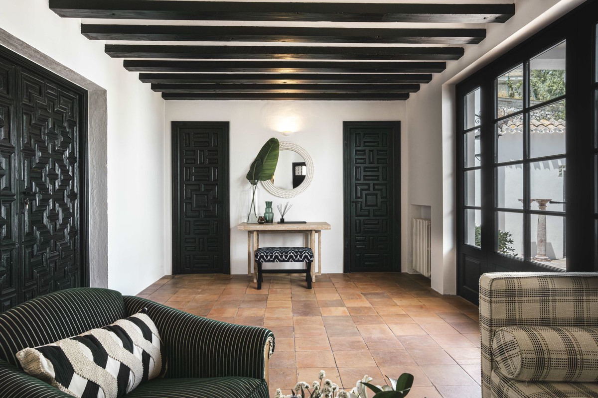 Se vende Villa - Chalet de 6 dormitorios en Málaga Ciudad, Málaga, España