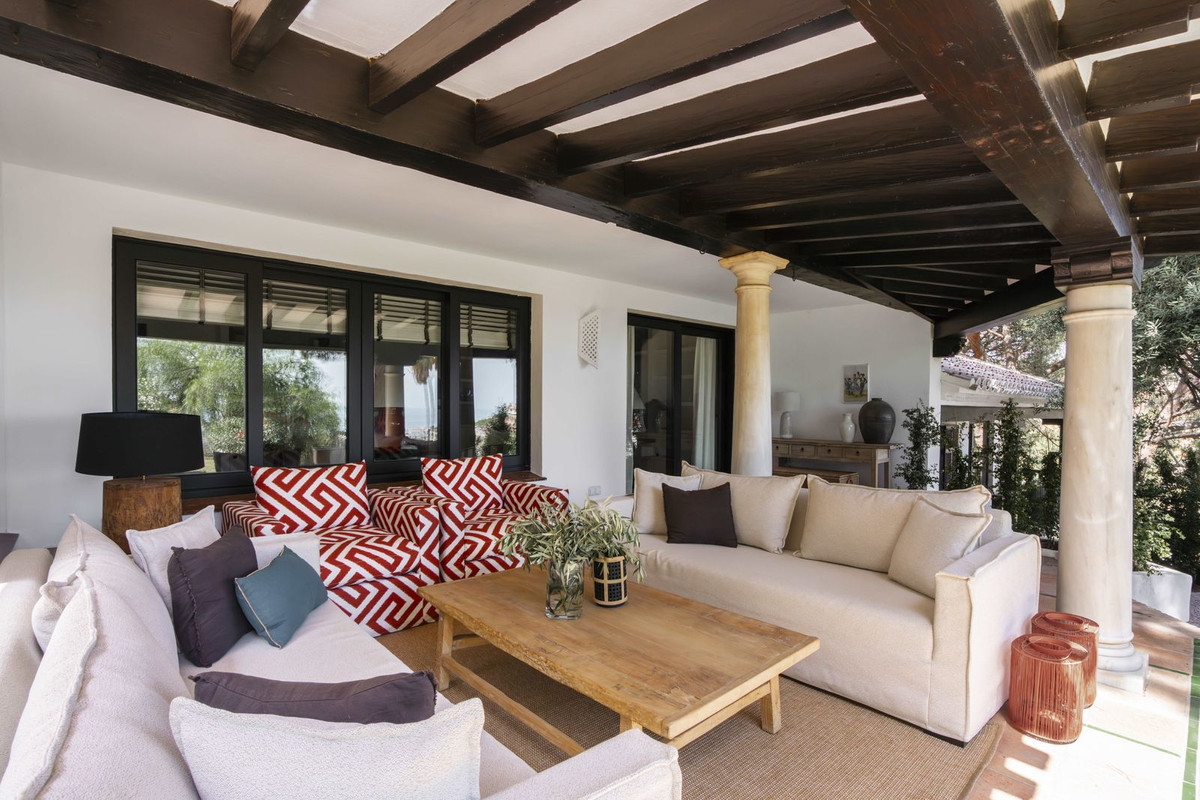 Se vende Villa - Chalet de 6 dormitorios en Málaga Ciudad, Málaga, España