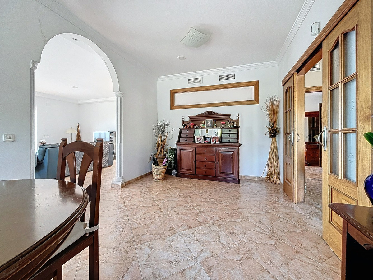 4 Bed Townhouse for sale in Periana Costa Del Sol East, Málaga, Spain