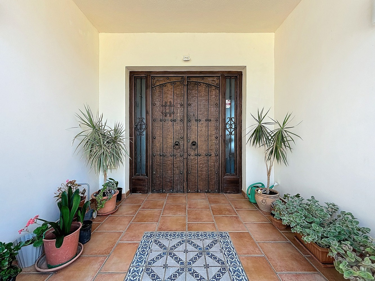4 Bed Townhouse for sale in Periana Costa Del Sol East, Málaga, Spain