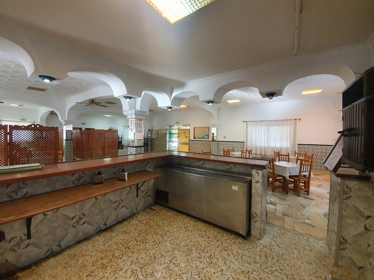 Se vende Restaurante de 5 dormitorios en Costa Del Sol, Málaga, España