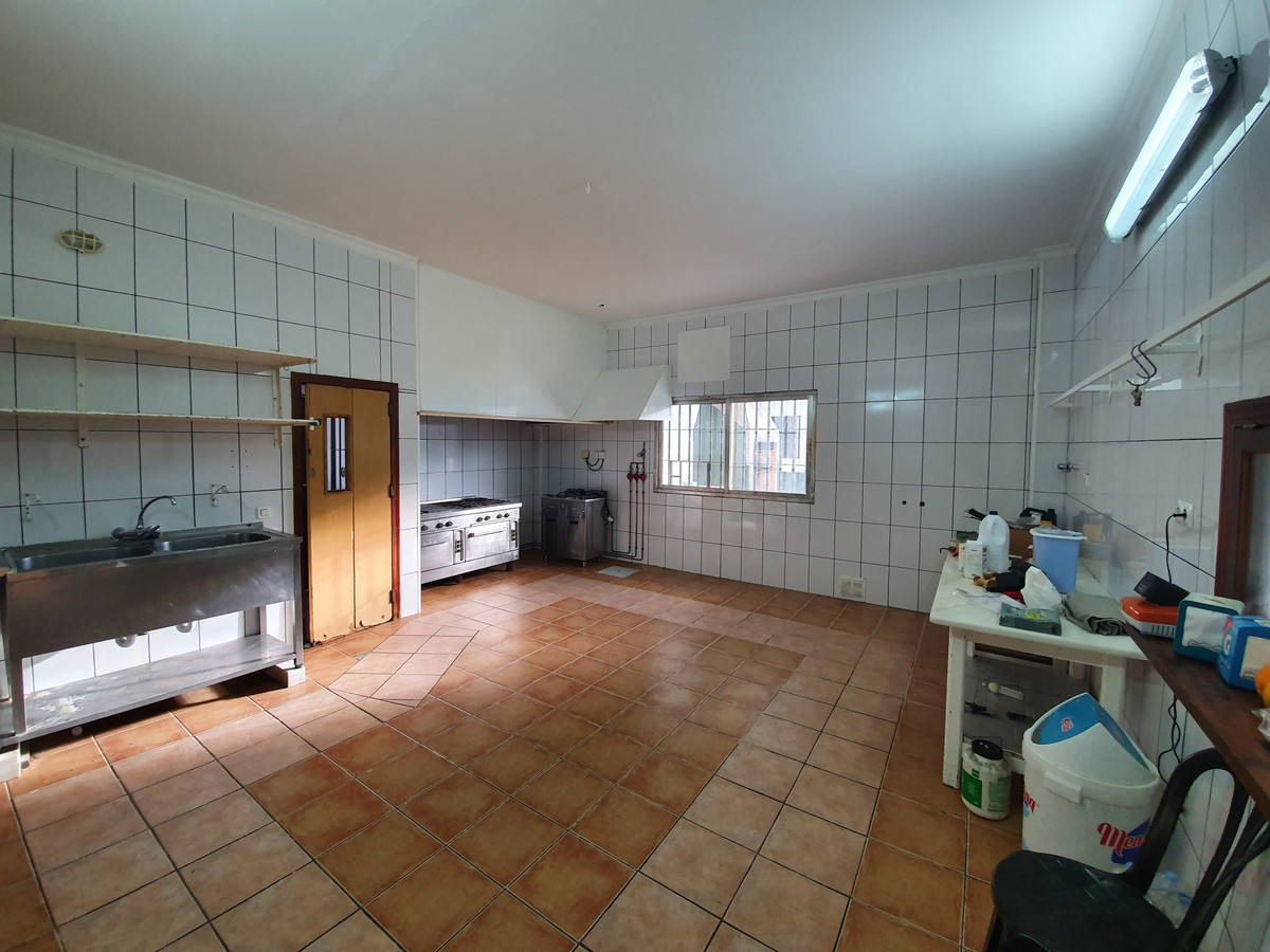 Se vende Restaurante de 5 dormitorios en Costa Del Sol, Málaga, España