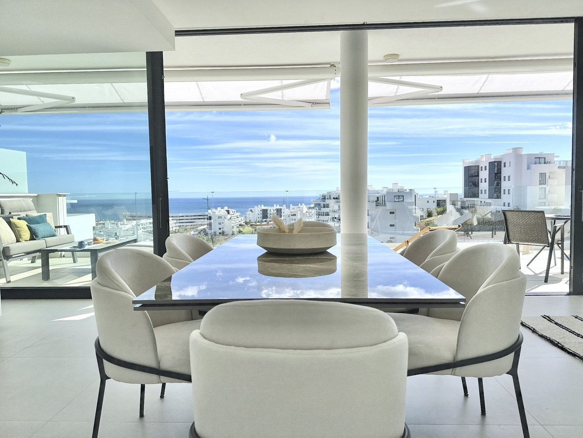 3 Bed Apartment for sale in Fuengirola Costa Del Sol, Málaga, Spain
