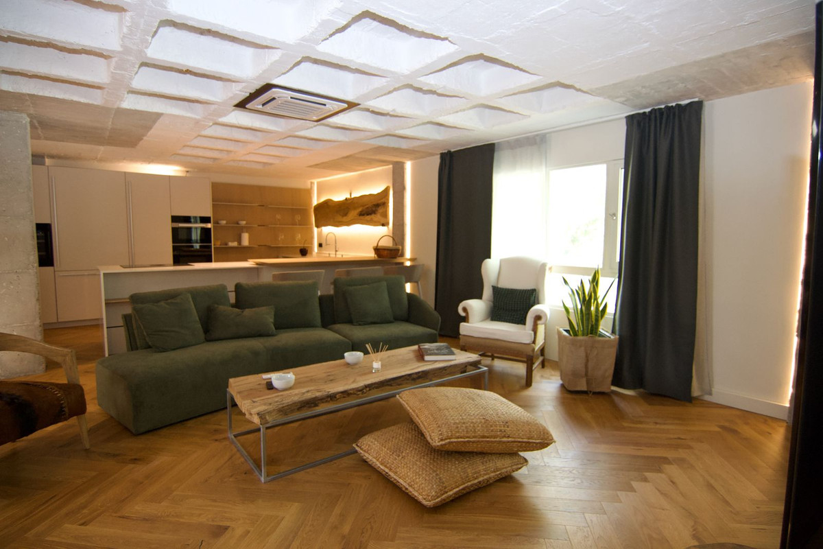 1 Bed Apartment for sale in Marbella Costa Del Sol, Málaga, Spain