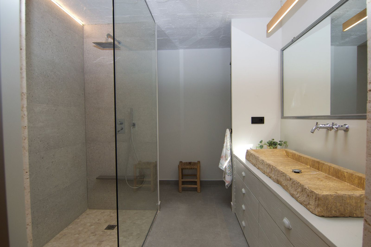 1 Bed Apartment for sale in Marbella Costa Del Sol, Málaga, Spain