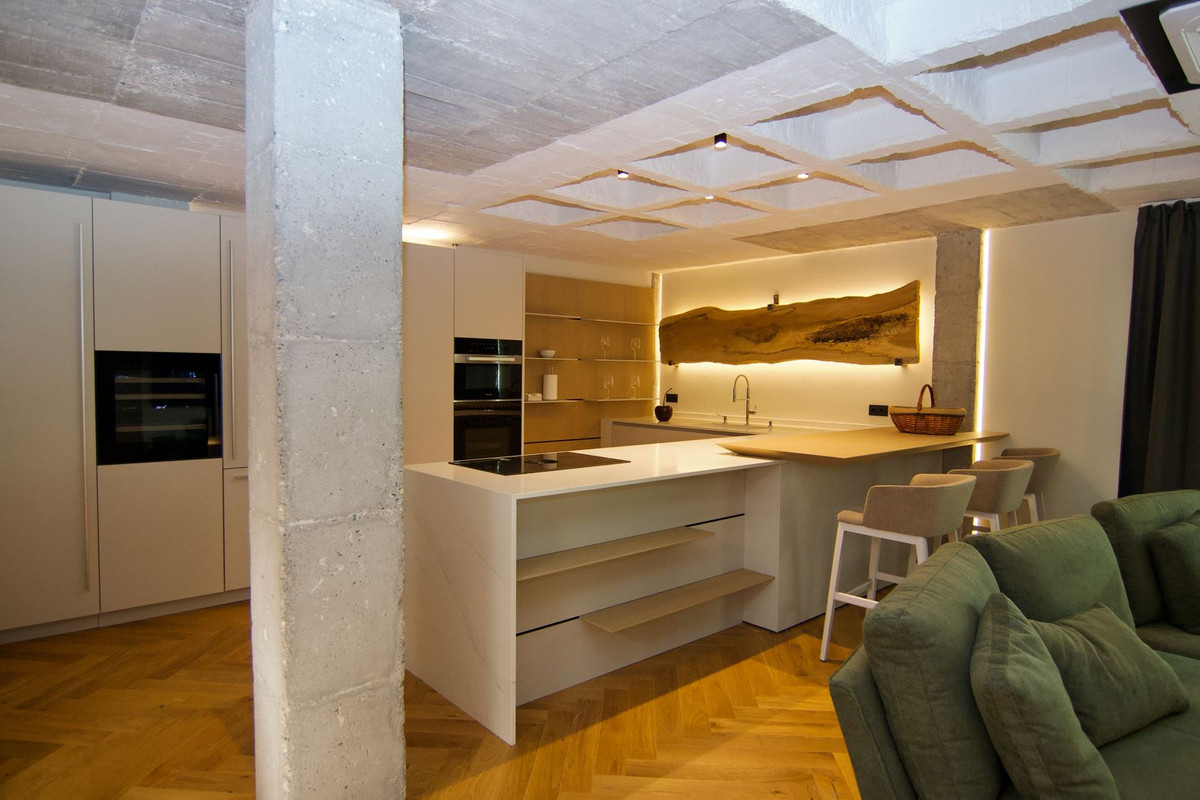 1 Bed Apartment for sale in Marbella Costa Del Sol, Málaga, Spain