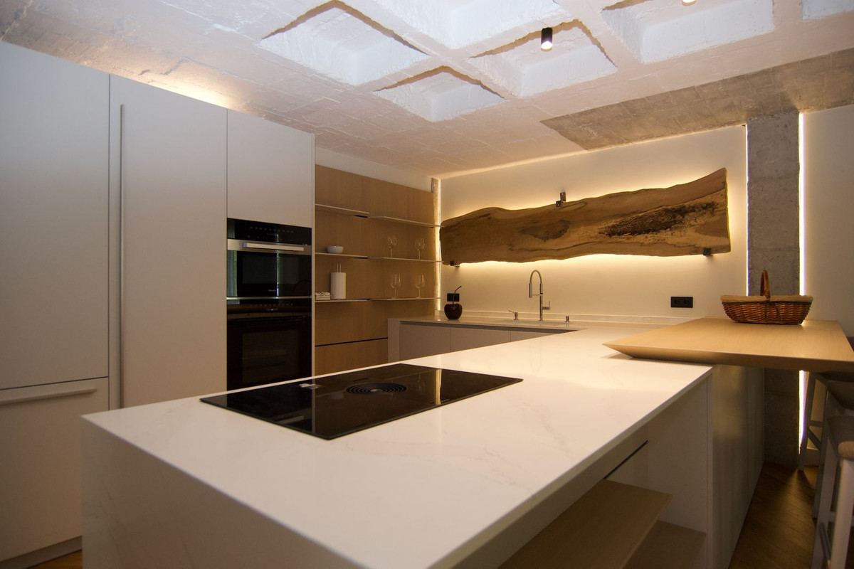 1 Bed Apartment for sale in Marbella Costa Del Sol, Málaga, Spain