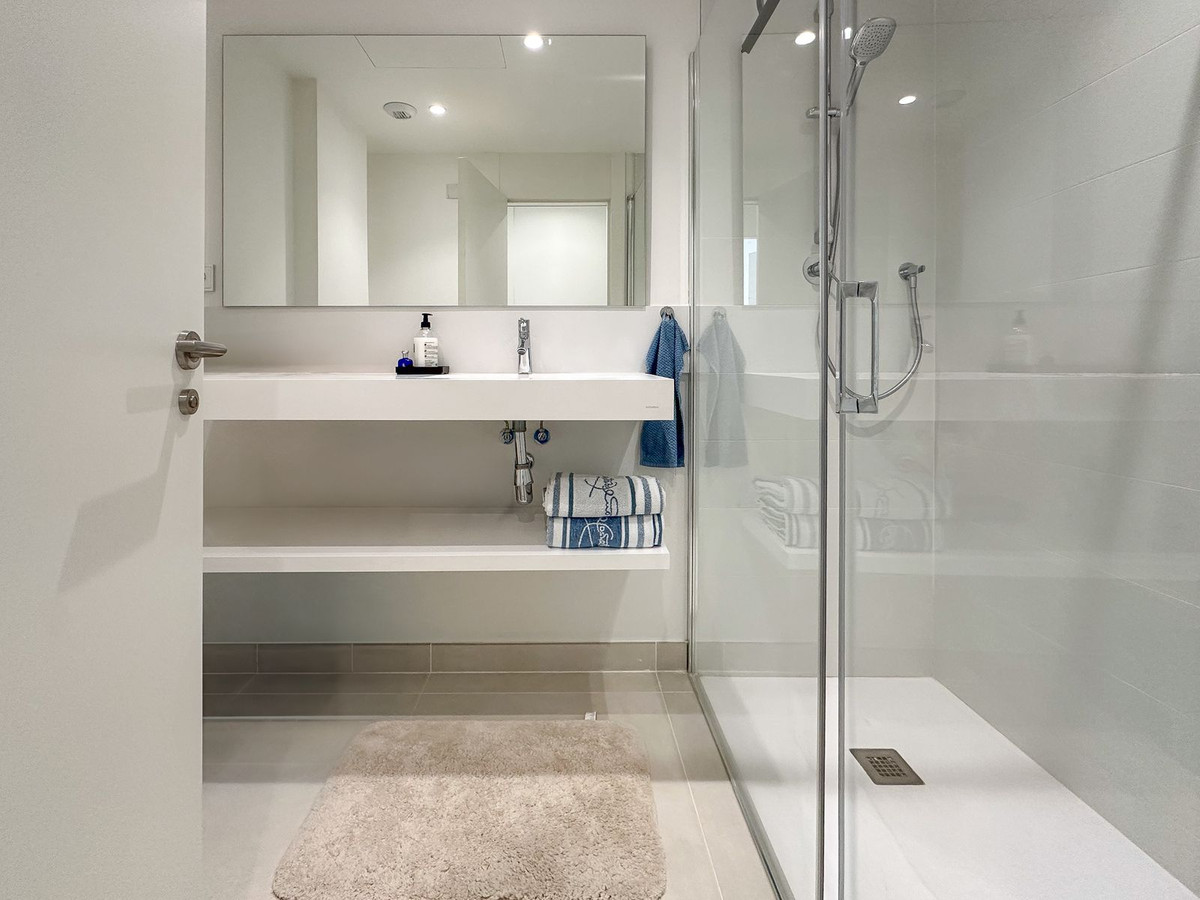 2 Bed Apartment for sale in Higueron Costa Del Sol, Málaga, Spain