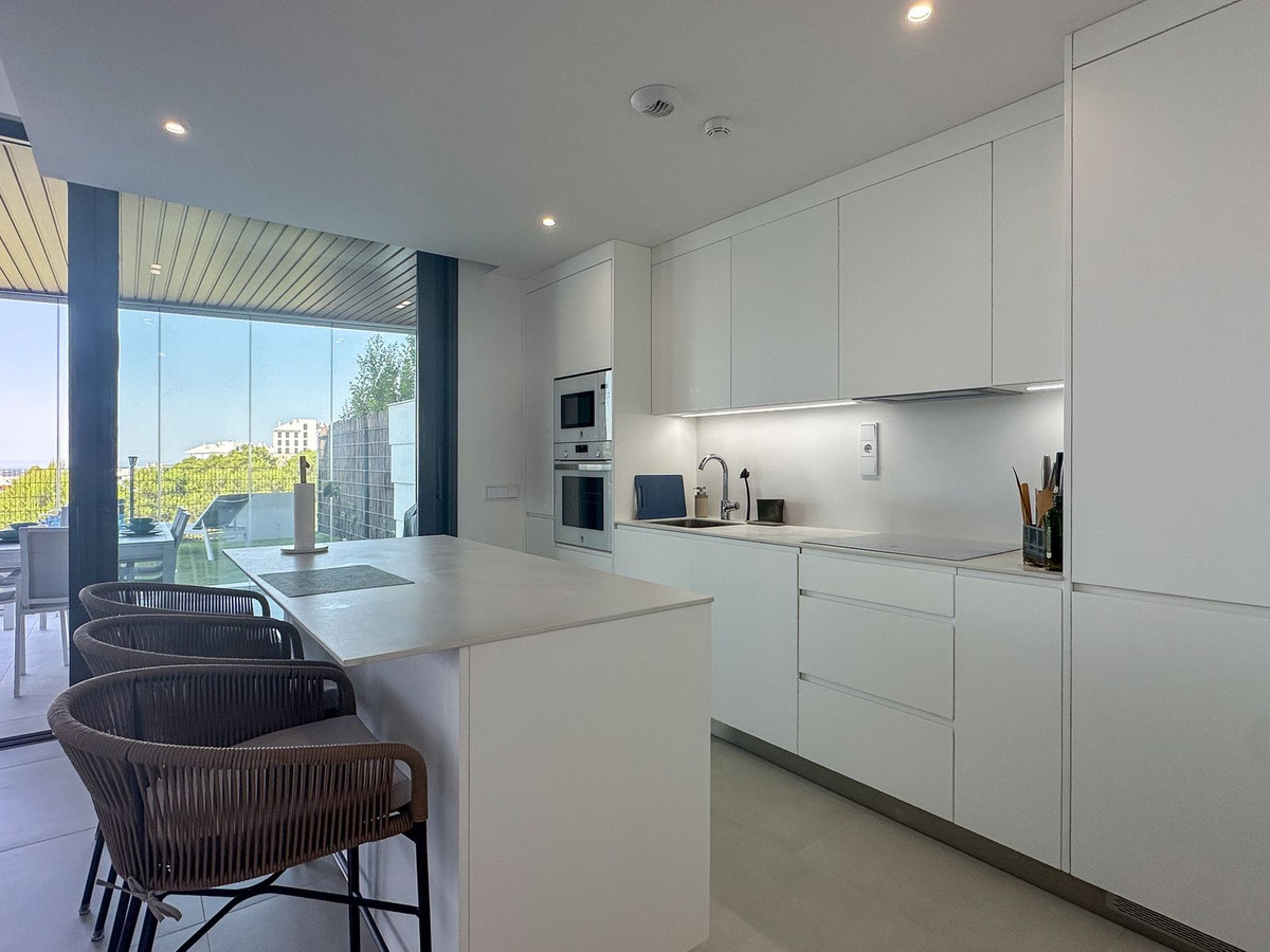 2 Bed Apartment for sale in Higueron Costa Del Sol, Málaga, Spain