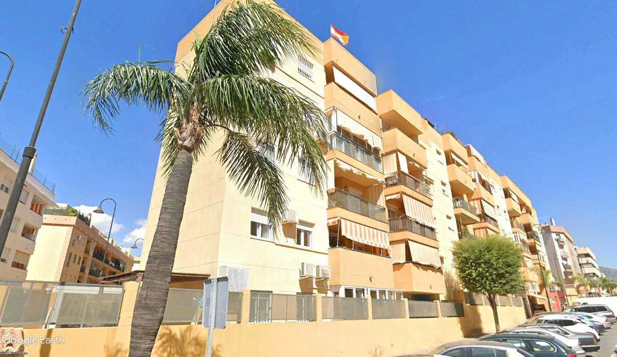 Se vende Apartamento Planta Media de 3 dormitorios en Costa Del Sol, Málaga, España