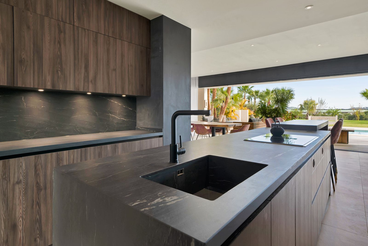 4 Bed Townhouse for sale in La Cala Golf Costa Del Sol, Málaga, Spain