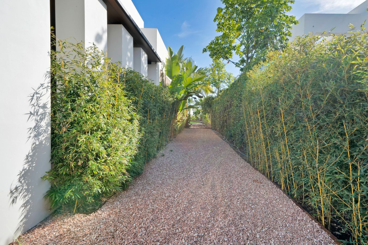 4 Bed Townhouse for sale in La Cala Golf Costa Del Sol, Málaga, Spain