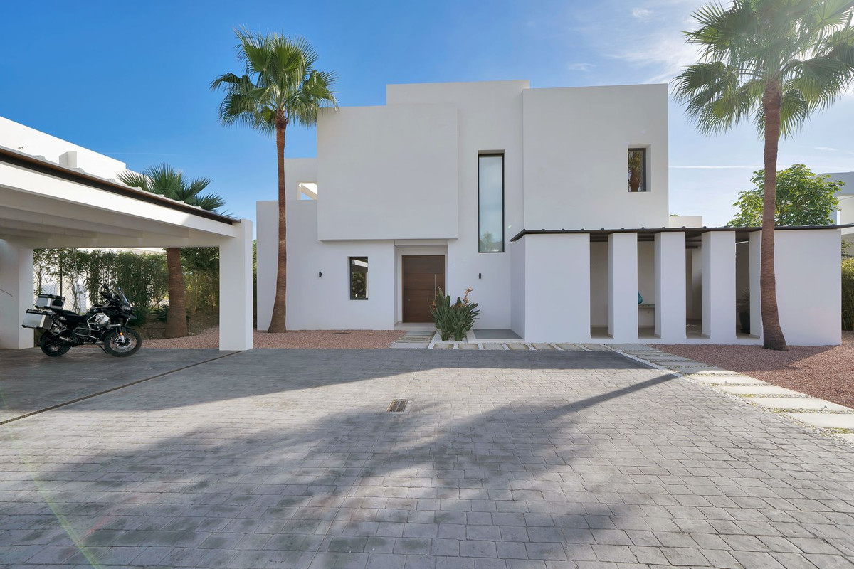 4 Bed Townhouse for sale in La Cala Golf Costa Del Sol, Málaga, Spain