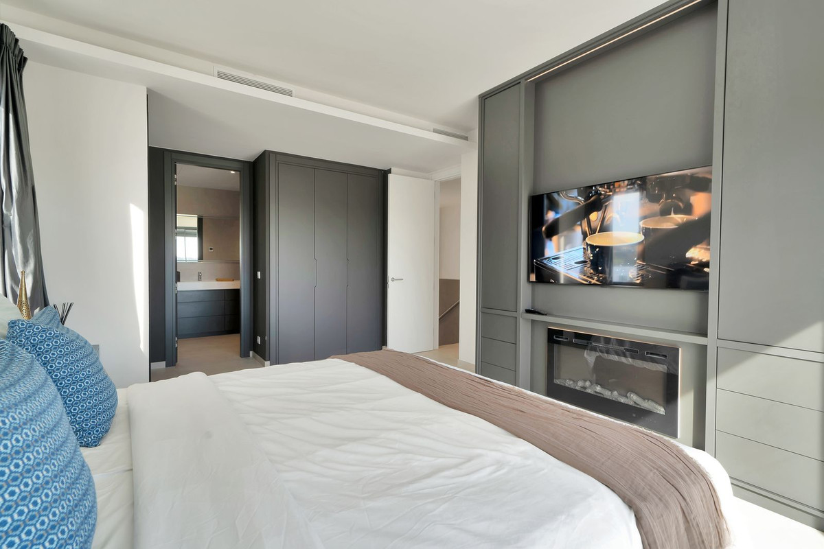 4 Bed Townhouse for sale in La Cala Golf Costa Del Sol, Málaga, Spain